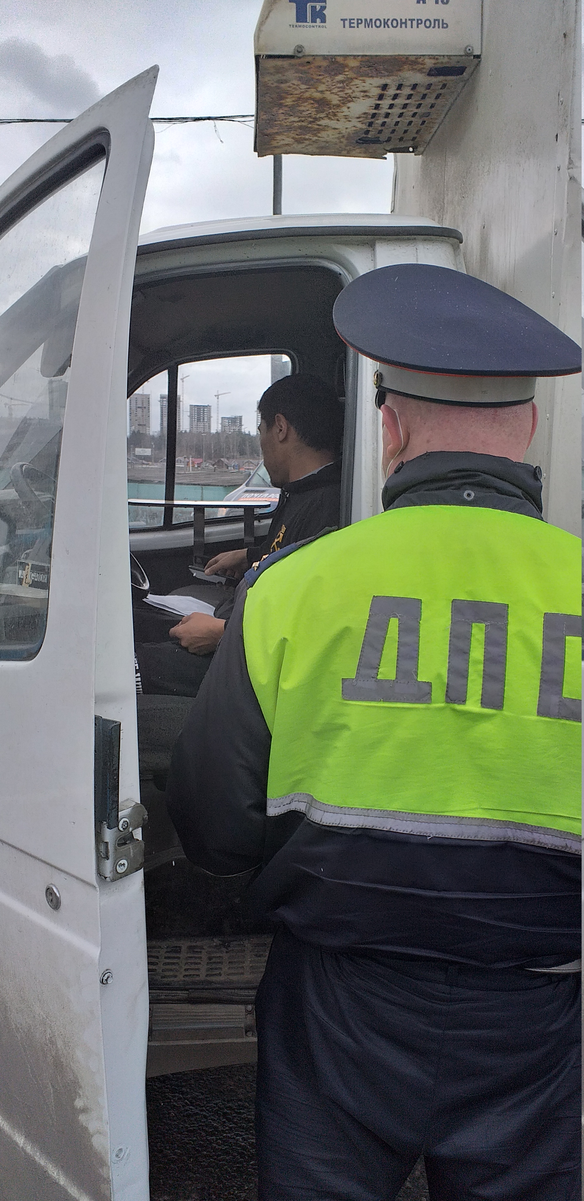 Рейд ГИБДД СЗАО  с 15 апреля изменены правила  передвижения по Москве