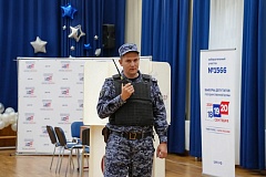 Росгвардия обеспечила безопасность избирателей на выборах в Москве..